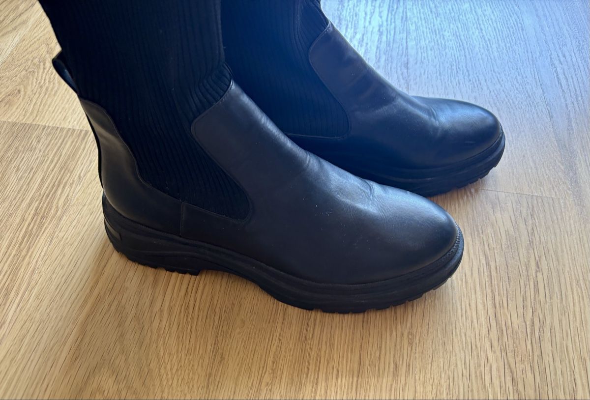 Zara Scarpe da donna: Zara Overknee Boots black – Usato da Baden venduto da Tiffany6878 2