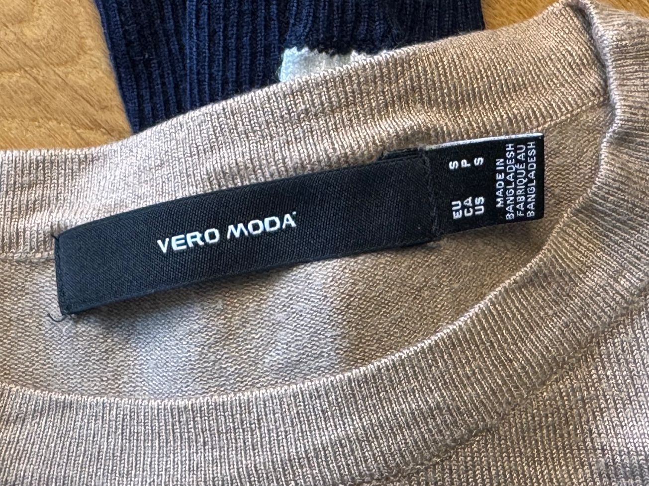 Pullover & Sweatshirts: Feinstrickpullover Pullover Vero Moda Gr. S gestreift – Gebraucht aus Rothrist von Fondgruebe 2