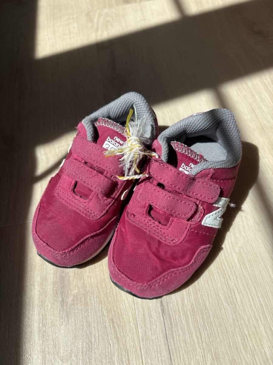 New Balance Scarpe per ragazzi: new balance sneaker gr 21 – Usato da Benken ZH venduto da m1310