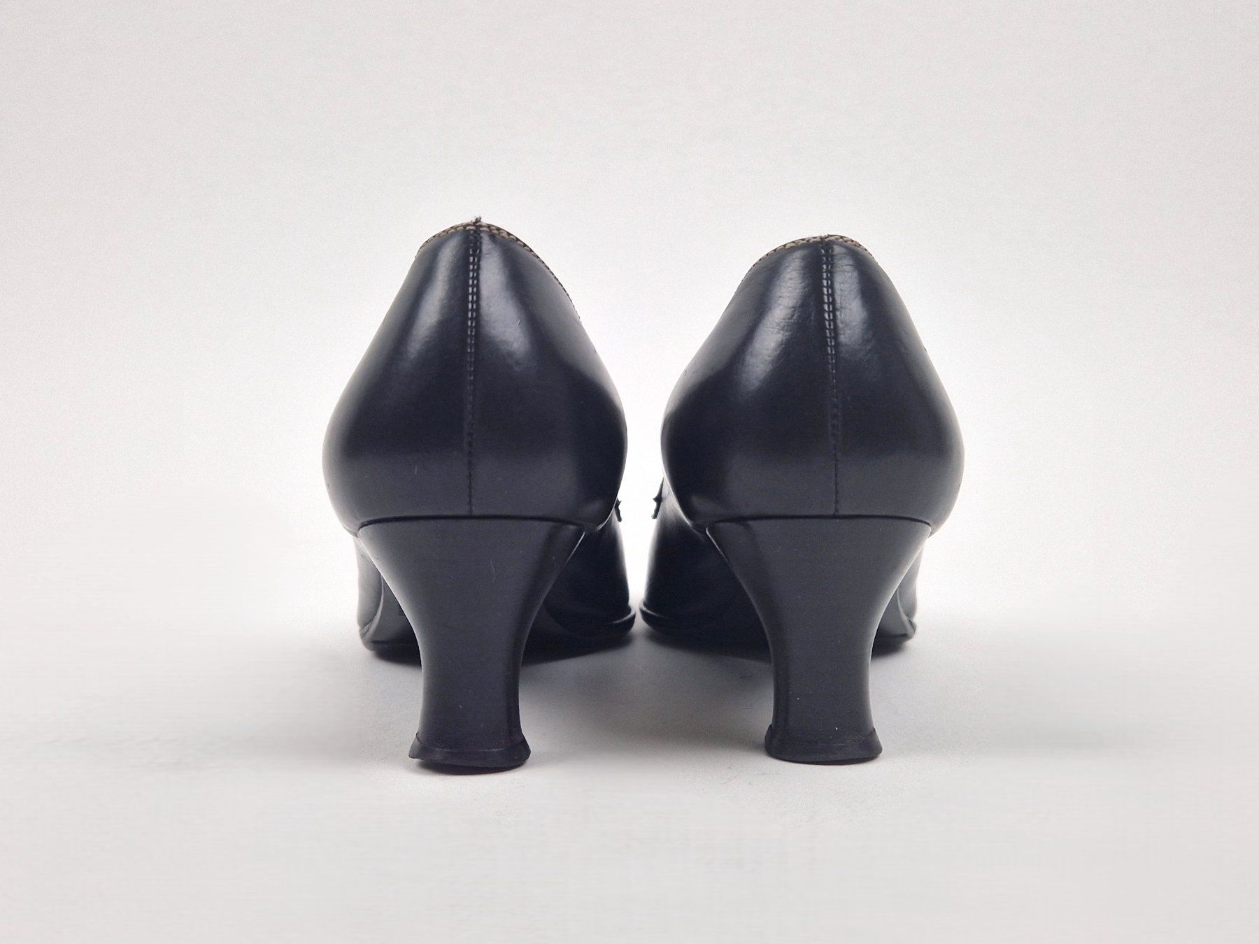 Chaussures femmes: Nicolette Damenpumps Gr. 38,5 – D'occasion à Basel par Restwert_Basel 5