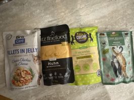 Katzenfutter Mischpaket 4 Nassfutter Beutel neu