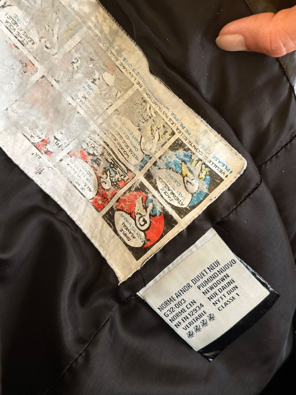 Moncler Giacche: Moncler Jacke 7/8 Jahre – Usato da Kilchberg ZH venduto da KellerCI 9