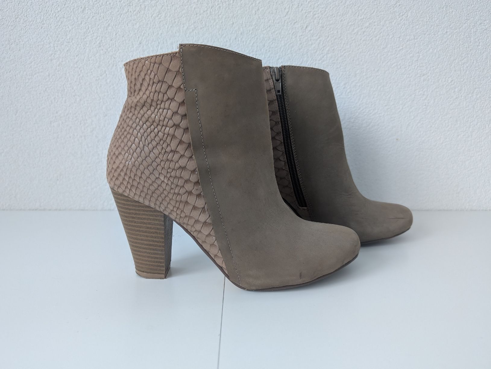 Scarpe da donna: Chaussures à talons Noiz taille 38 – Nuovo (secondo la descrizione) da Sierre venduto da Dorianex6 1