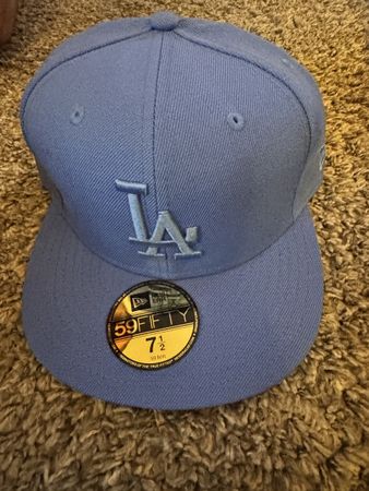 new era LA 7 1/2