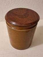 Schlichte Vintage Keramikdose mit Holzdeckel