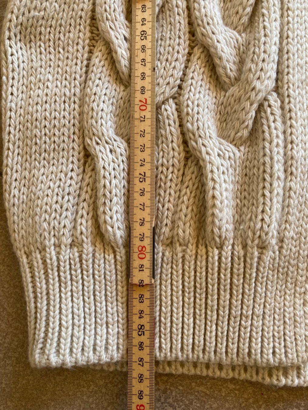 Giacche: Strickjacke lang, mit Kapuze; Neu – Nuovo (secondo la descrizione) da Mosnang venduto da Kusli09 2