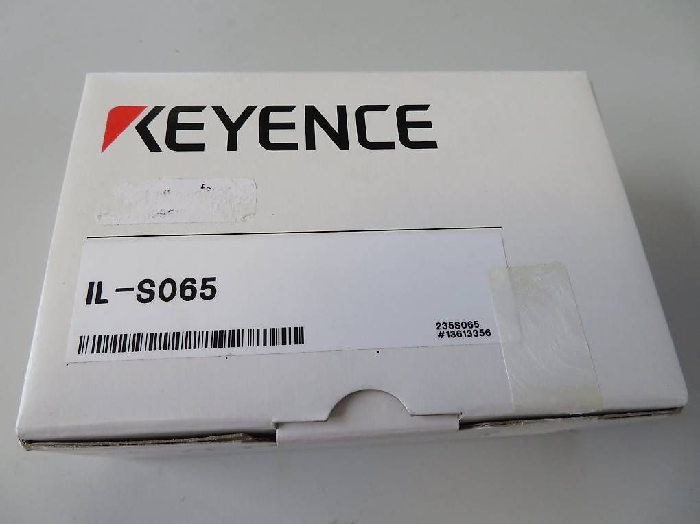 Componenti elettronici: Keyence Intelligent-L Laser Sensor IL-S065 / 1 Stück – Nuovo e nell'imballaggio originale da Wetzikon ZH venduto da Nicki6
