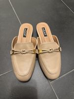 Slipper Damen beige Grösse 37 guter Zustand