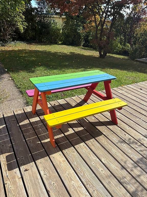 Bänke: Kindersitzbank farbig – Gebraucht aus Wallisellen von Koste82