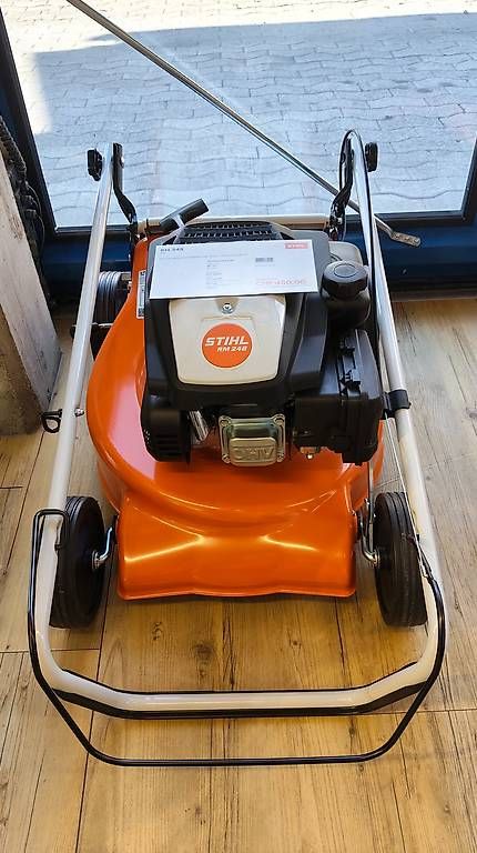 Tagliaerba: STIHL RM 248  Benzin-Rasenmäher – Usato da Cunter venduto da inf_w8s7