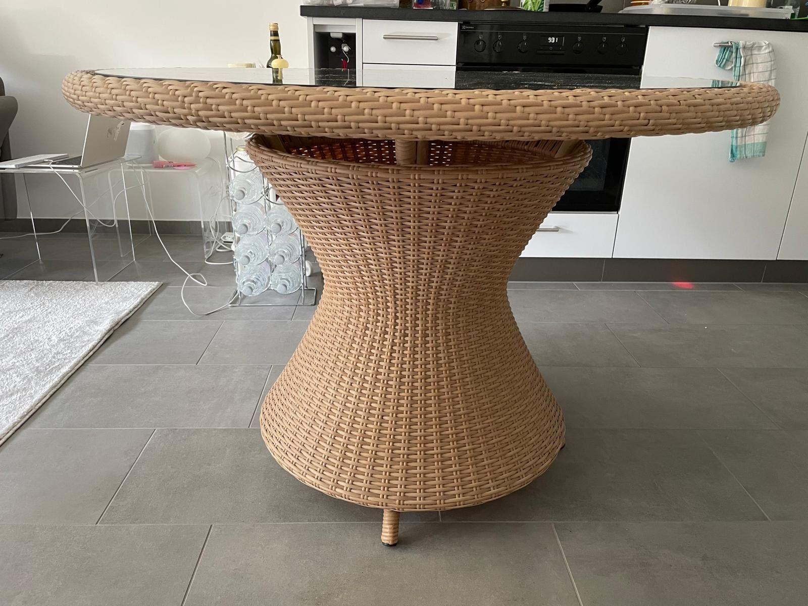 Tavoli: Sonnenpartner Tisch 110 cm mit Glasplatte – Usato da Reinach BL venduto da pinusmugo 1
