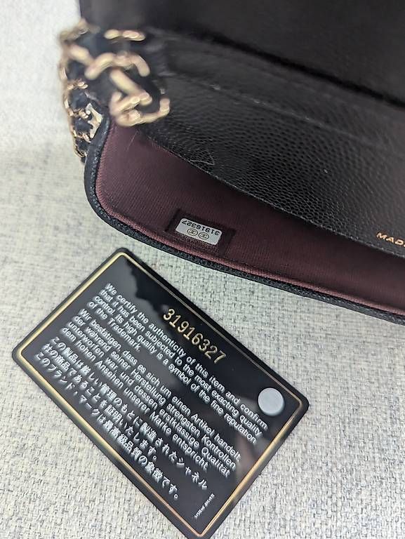 Chanel Taschen für Damen: Pochette noir Chanel – Neu und originalverpackt aus Kerzers von hel_v8pr 2
