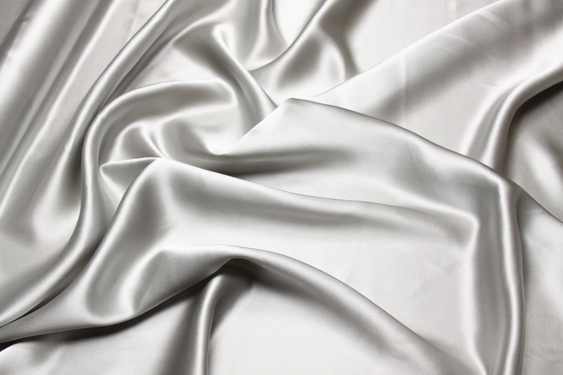 Tissus: Seide Satin elastische Elastan Lycra – Neuf avec emballage d'origine à Remscheid par grosshandelasteria