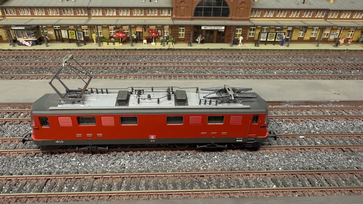 Roco Modelleisenbahnen: Roco 43536 Ae 6/6 SBB H0 – Gebraucht aus Glattpark (Opfikon) von anywaya23 4