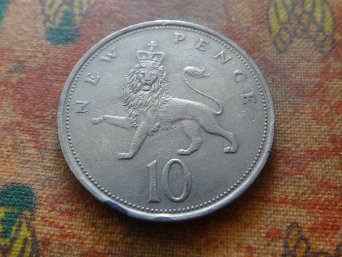 Tutti le monete: ROYAUME-UNI  10 Pence  1974 – Usato da Romanel-sur-Lausanne venduto da Swift13 1