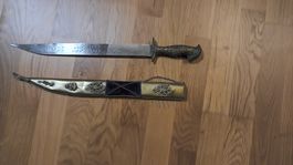 Antiker Säbel mit der Gravur 1821 auf der Klinge