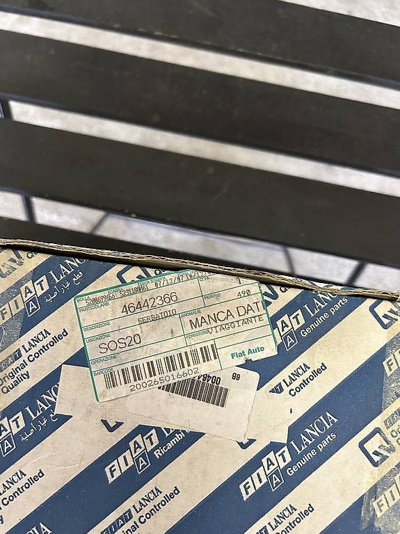 Tutti pezzi di ricambio auto: Vaschetta radiatore Alfa 156  – Usato da Ennenda venduto da Peppinied0 1