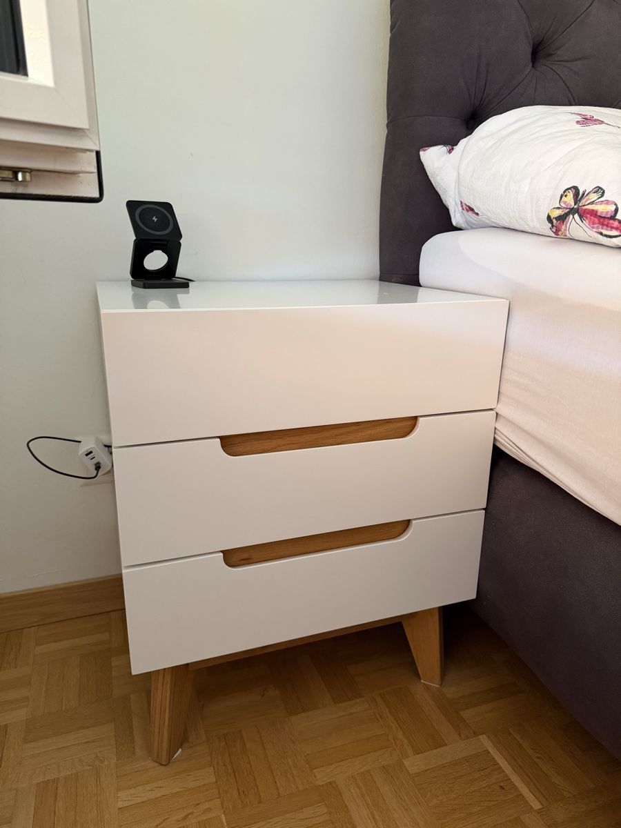 Nachttische: 2 Stk. Nachttische weiss – Gebraucht aus Baden von sch_v9d5