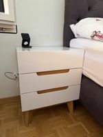 2 Stk. Nachttische weiss