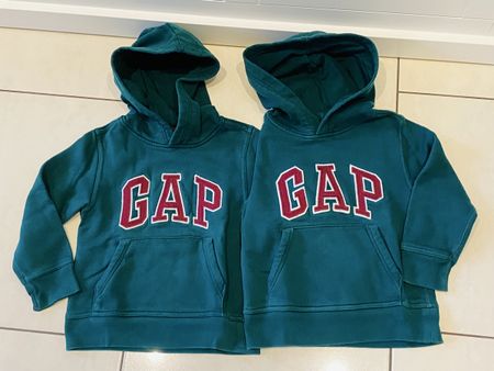 2x Pullover GAP Gr. 110/116