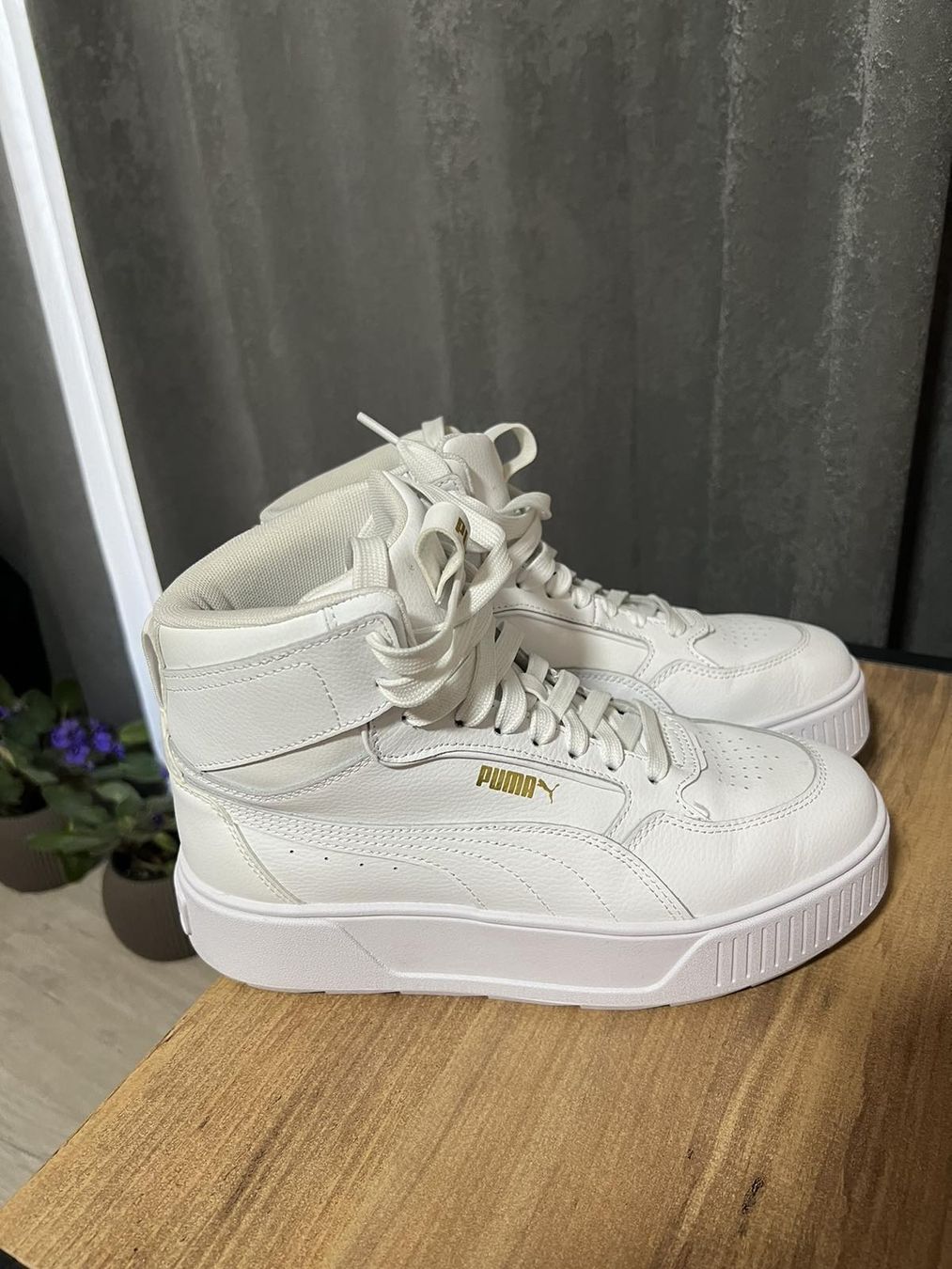 Puma Scarpe da donna: Puma High Top Sneaker – Nuovo (secondo la descrizione) da Basel venduto da M.M_ 6