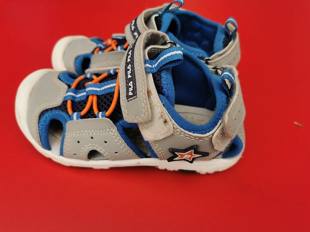 Scarpe da uomo: Sandalen gr25 – Usato da Riehen venduto da LaurJer