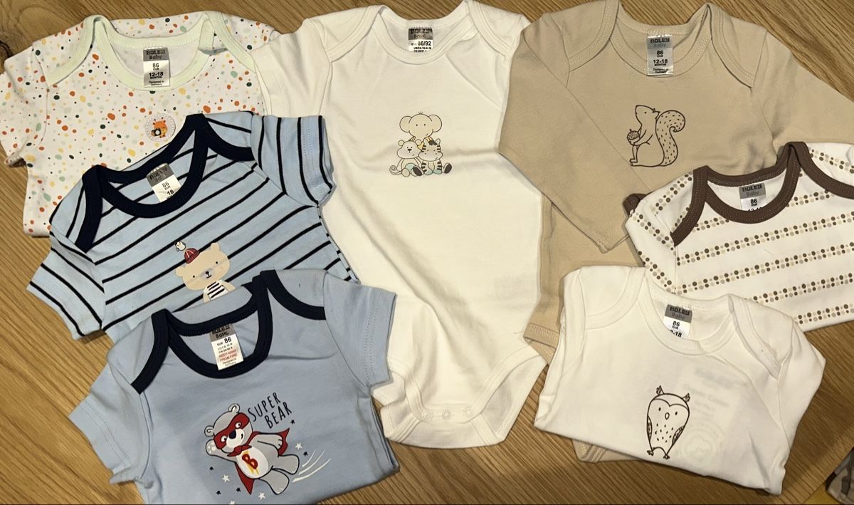 Lotti & Set di vestiti: Babykleider Jungen 86 – Nuovo (secondo la descrizione) da Spiez venduto da Brnas 1