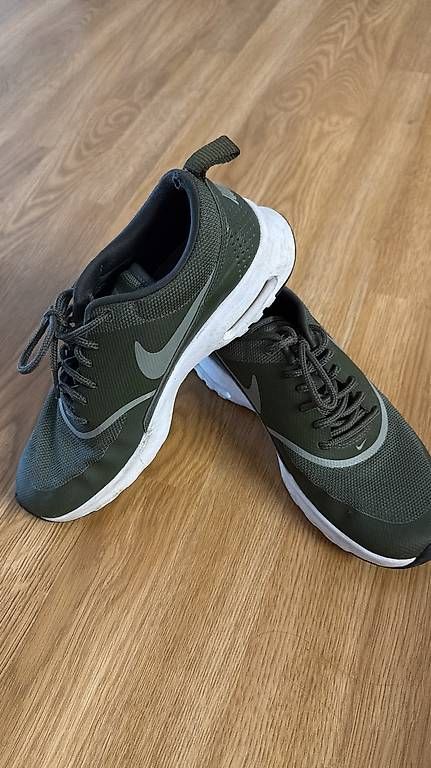 Scarpe da uomo: Nike und Adidas Schuhe  – Usato da Wil SG venduto da mar_w7v7