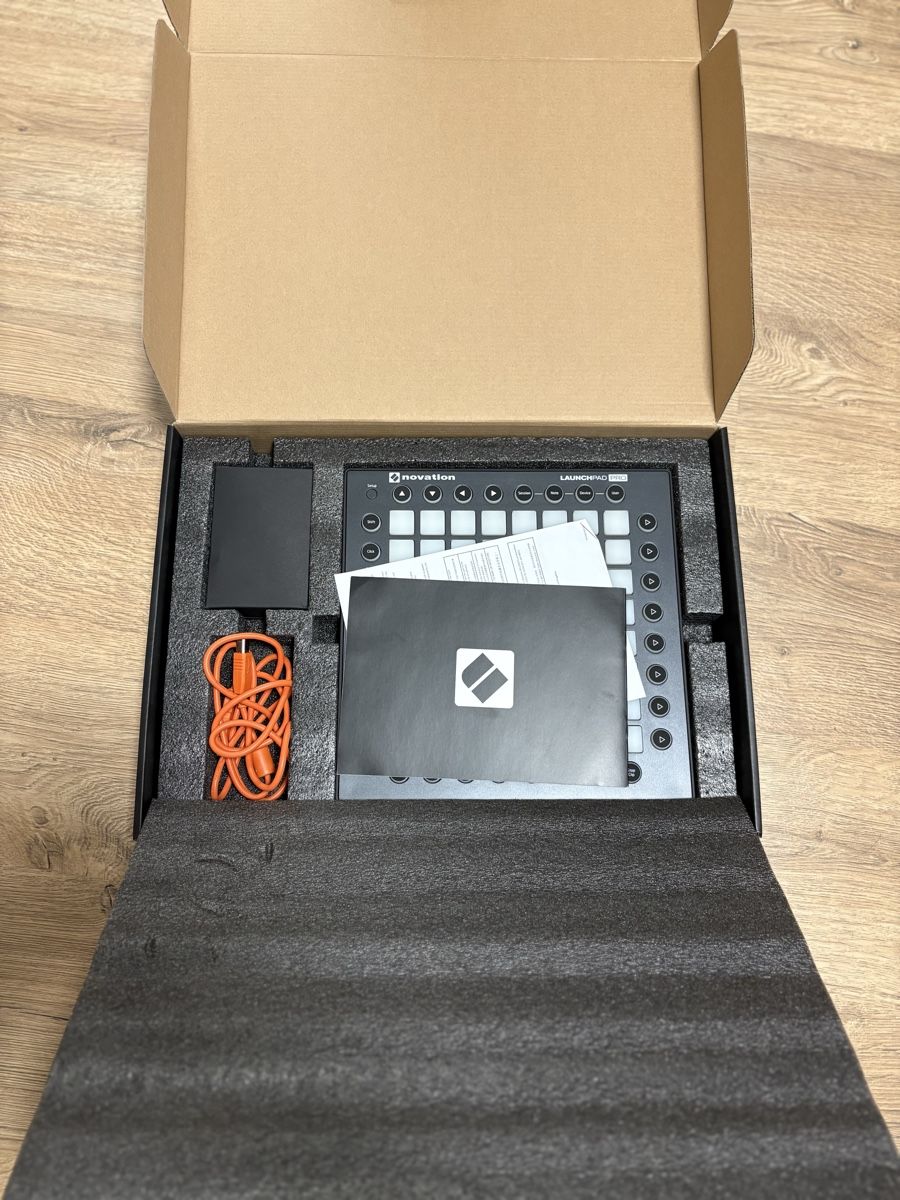 Novation Strumenti musicali: Novation Launchpad Pro – Nuovo (secondo la descrizione) da Marthalen venduto da Cre_r2pb 1