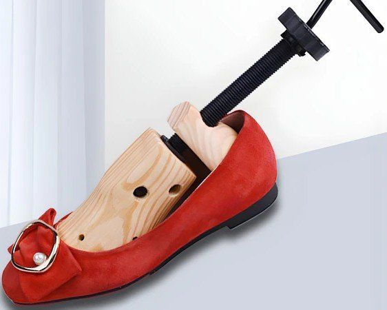 Altro in  Abbigliamento & Accessori: Schuhdehner + Schuhspanner aus Holz – Nuovo e nell'imballaggio originale da St. Gallen venduto da schnaeppchen-preise 1