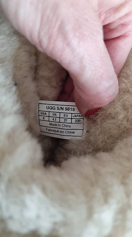 Ugg Scarpe da donna: Ugg-Boots / Stiefel Gr. 37 – Usato da Zollikofen venduto da luxina87 3