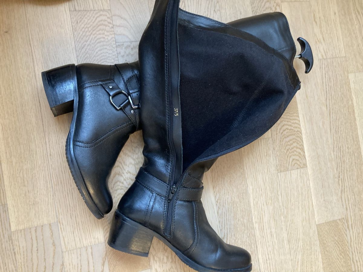 Scarpe da donna: Damenstiefel  – Usato da Fribourg venduto da ren_g8n9 2