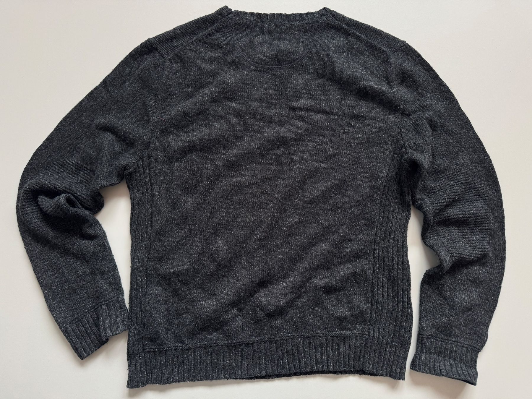 Gap Maglioni & Felpe: Vintage Y2K GAP pullover MEN Sz L – Usato da Neuchâtel venduto da _Easy_to_Find_ 6