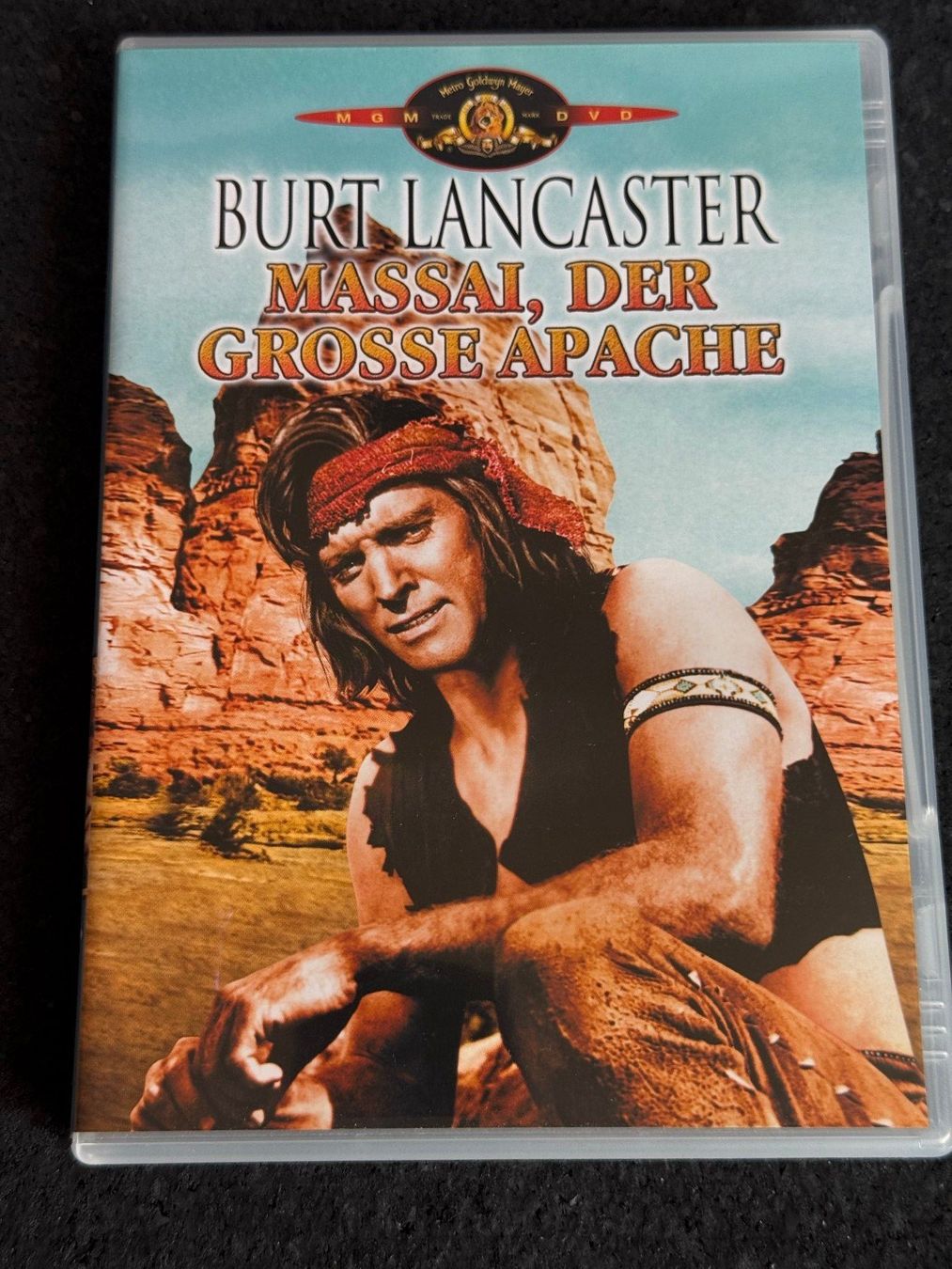 Tutti i DVDs: MASSAI der grosse Apache Western DVD DE/EN/FR/IT/SP – Usato da Fribourg venduto da tschjoly