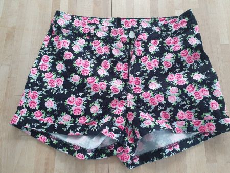 kurze Hosen hoch geschnitten, Blumenmuster Gr. 38