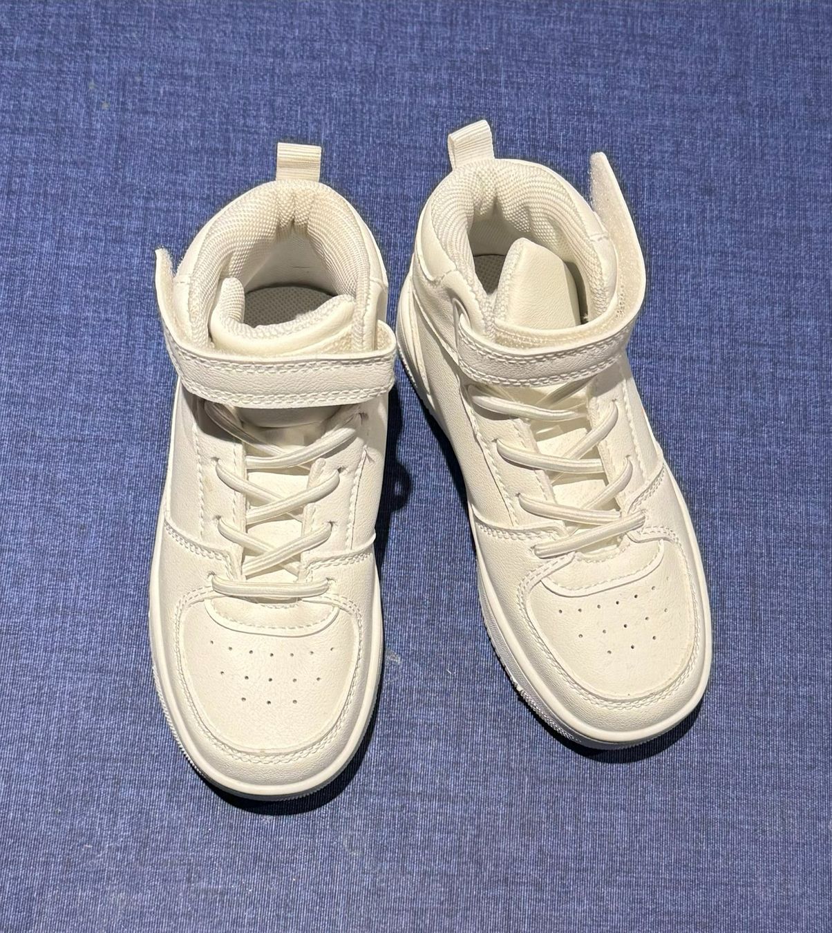 Scarpe per ragazzi: Kinderschuhe neu Gr. 27 – Nuovo (secondo la descrizione) da Horgen venduto da 4955