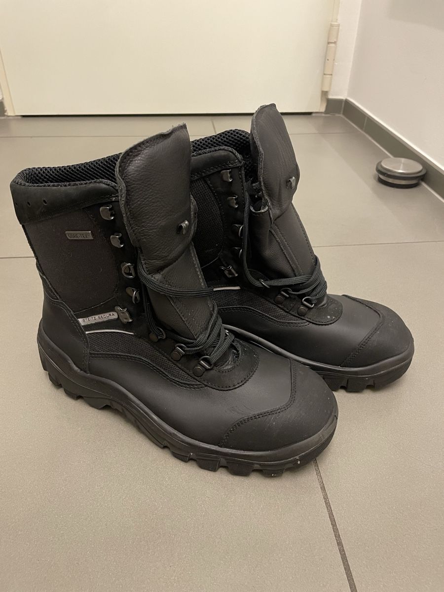 Scarpe da uomo: GORETEX reinforced leather boots – Nuovo (secondo la descrizione) da Morbio Inferiore venduto da fla-