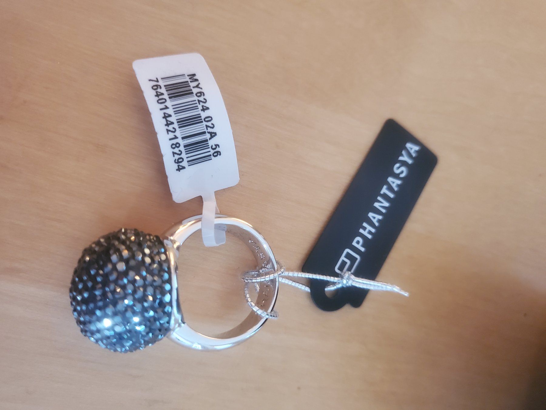 Swarovski Anelli: Swarowski Ring Phantasya Grösse 56 neu – Nuovo (secondo la descrizione) da Balsthal venduto da redcarpet 5
