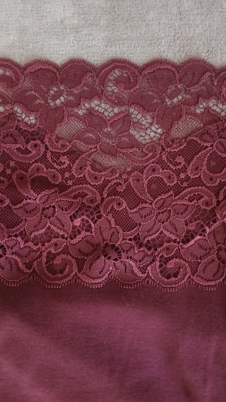 Hanro Top: HANRO DAMEN UNTERHEMD MIT SPITZE Gr. L – Nuovo (secondo la descrizione) da Villa Luganese venduto da luxlady
