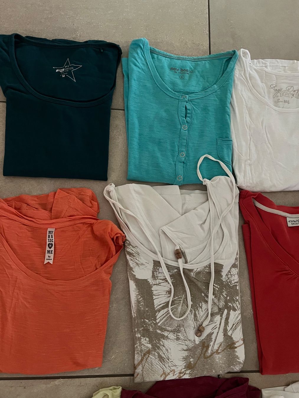 Lotti di vestiti: 12 Damen Shirts langarm Gr. M – Usato da Münchenbuchsee venduto da dani1113 1