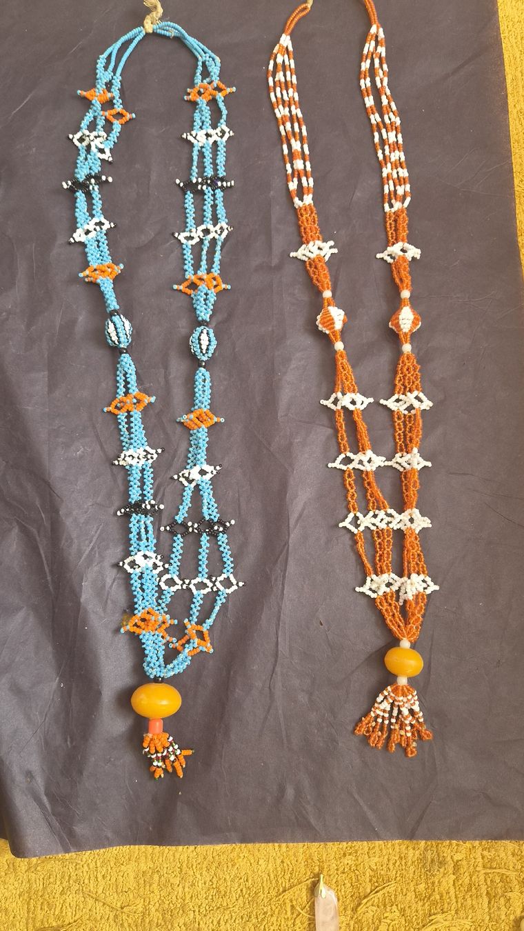 Catenine: Set von 2 Indianerketten – Usato da Kölliken venduto da MissesBossTop1