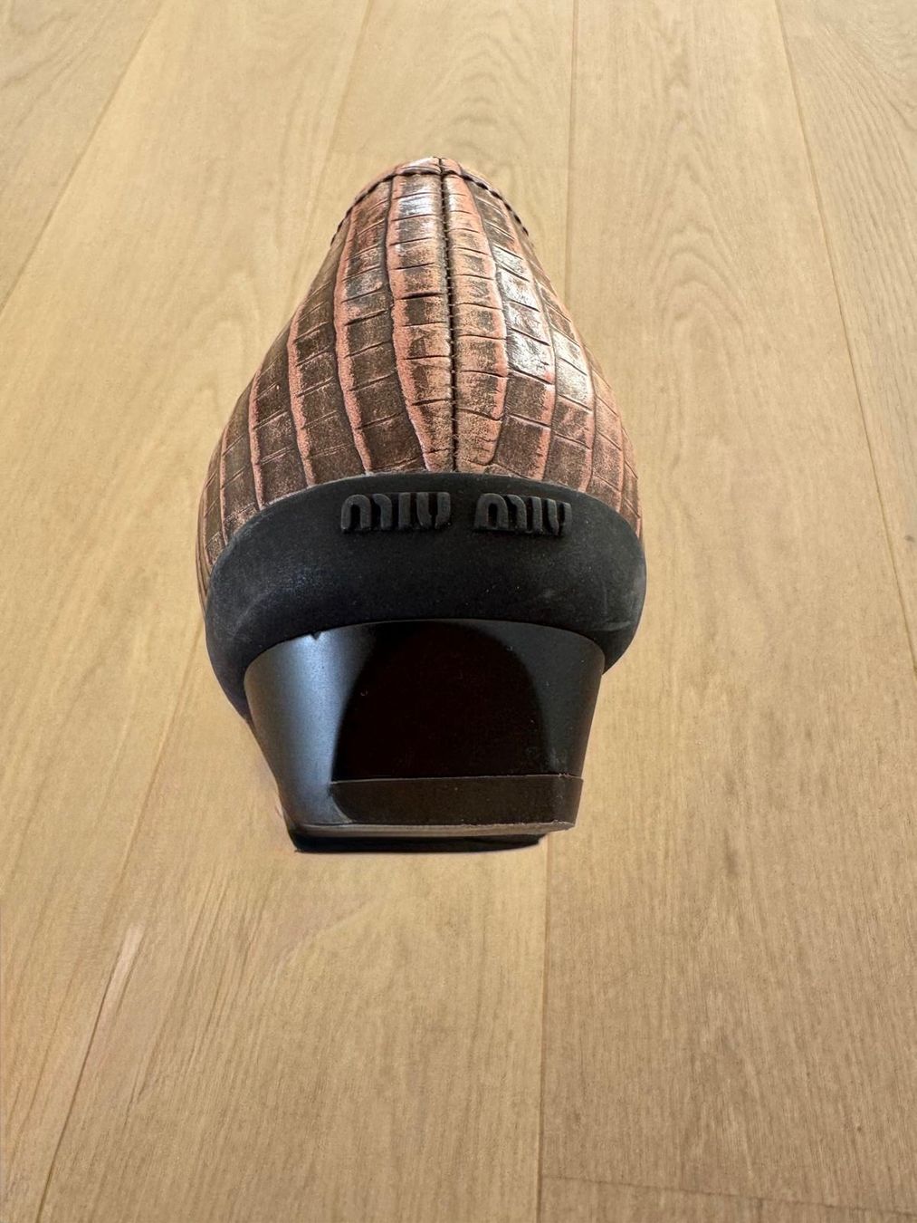 Damenschuhe: Miu Miu Damenschuhe – Gebraucht aus Zollikon von gab_v26c 1