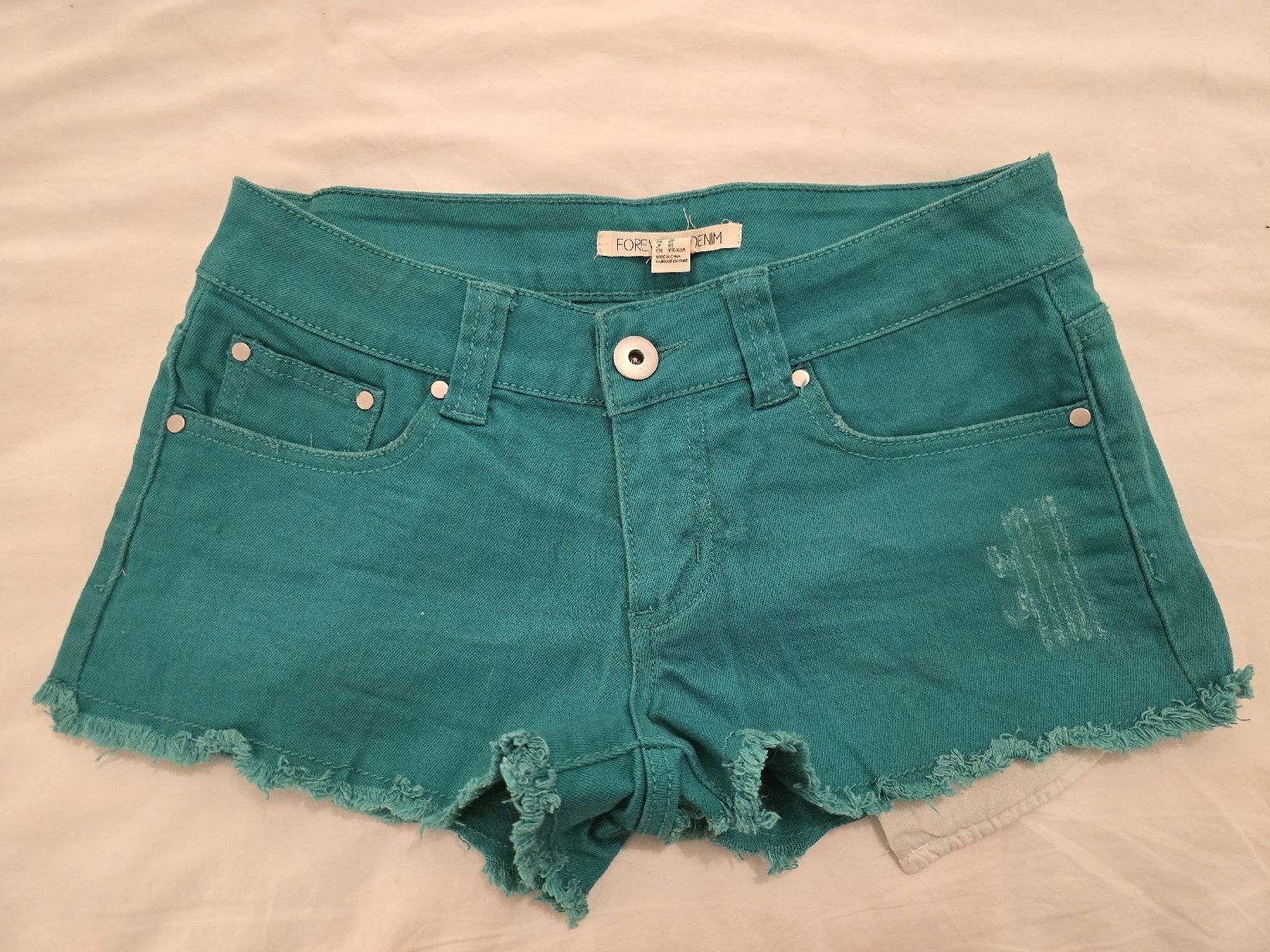 Jeans: Short en jean vert Forever21 – Nuovo (secondo la descrizione) da Genève venduto da cec_d6pg