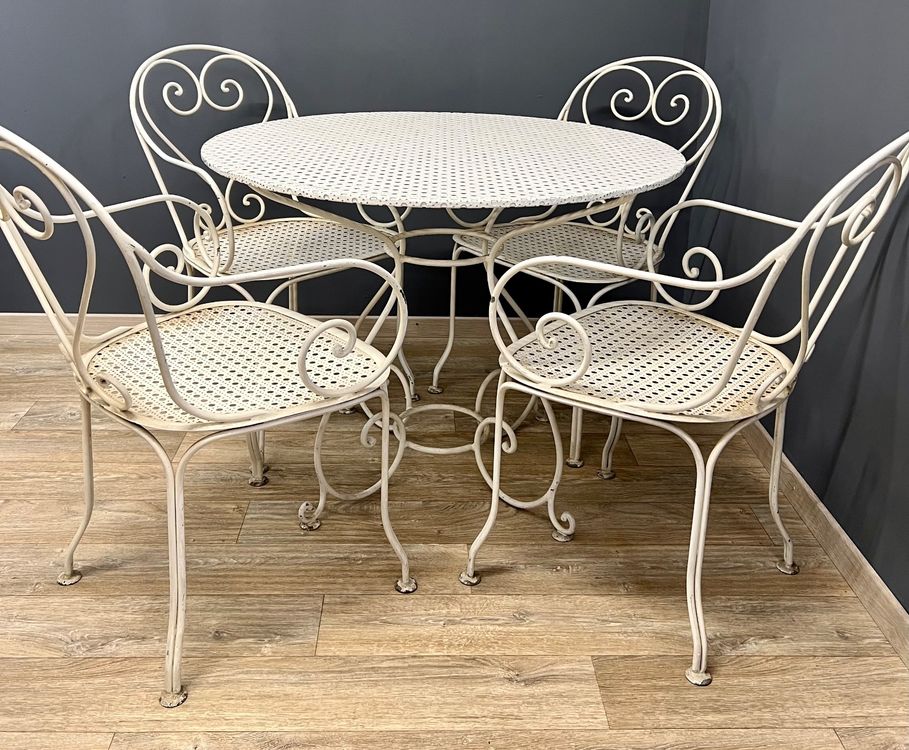 Antiker Eisen Gartentisch mit 4 Stühle Eisen massiv Kaufen auf Ricardo