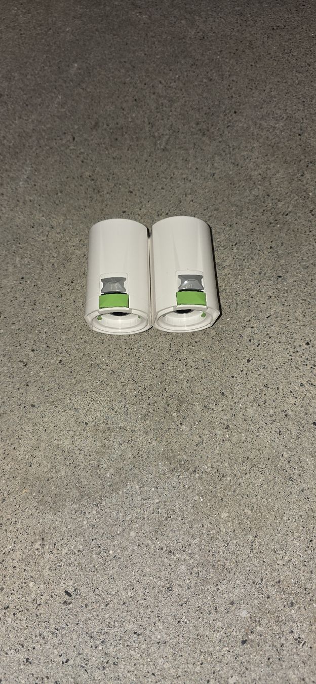 Loxone Elektronikbauteile: 2 Stk. Loxone Stellenantrieb Tree – Gebraucht aus Ennetmoos von Bricks_and_more 2
