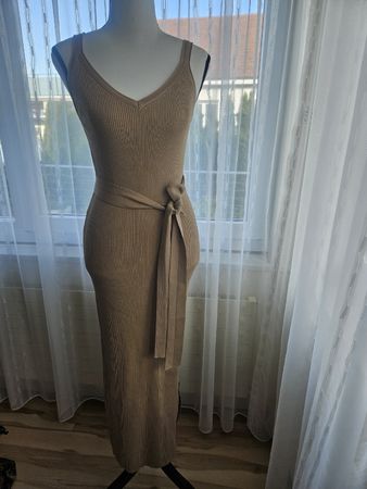 Strickkleid beige (ungetragen)