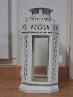 Laterne weiss Metall mit Glaseinsatz