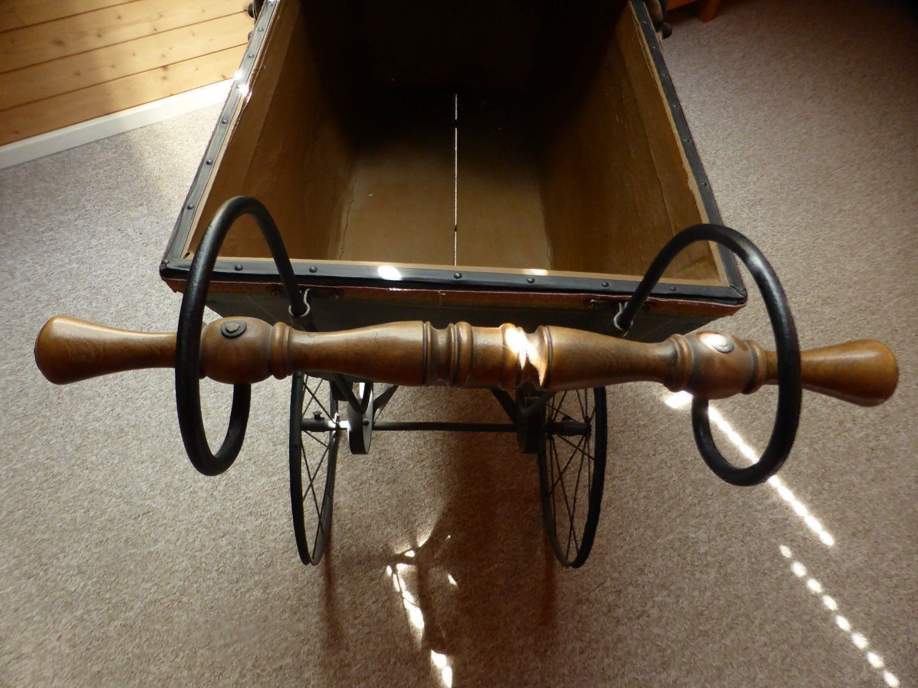 Carrozzine: Kinderwagen um 1890 – Usato da Oberglatt ZH venduto da cyringo 2