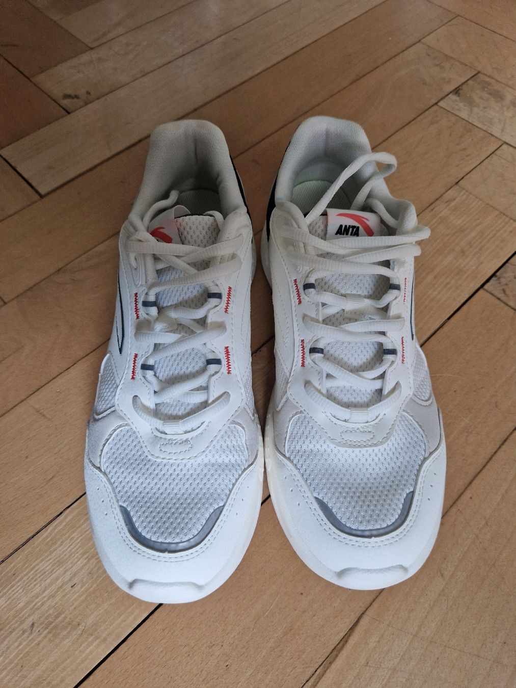 Scarpe da uomo: ANTA Sneaker weiss Gr. 42 – Usato da Zürich venduto da Lor_kcq8