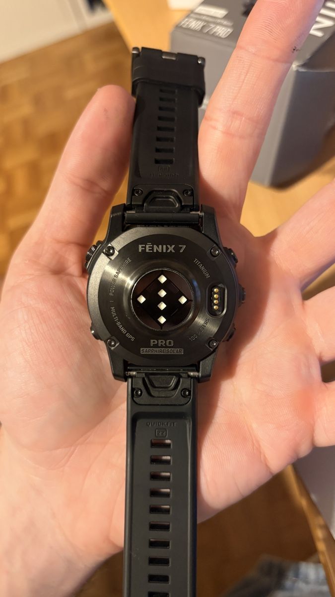 Garmin Smartwatch: Garmin Fenix 7 Pro - Sapphire Solar  – Nuovo e nell'imballaggio originale da Corsier-sur-Vevey venduto da BussardS 2